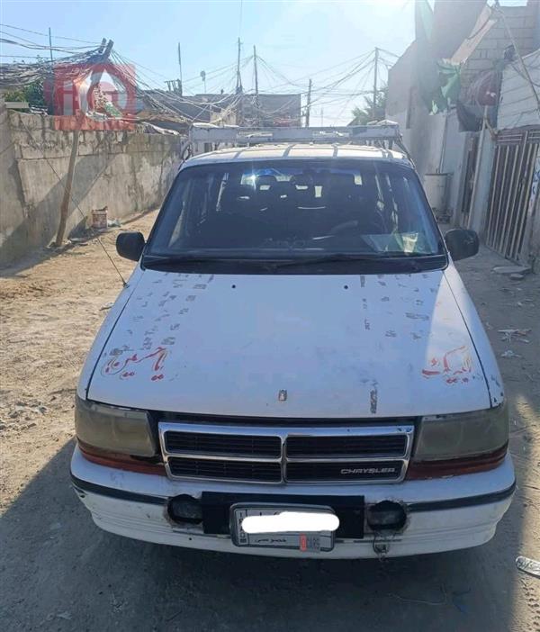 کرایسلەر ڤۆیجەر 1995  بۆ فرۆشتن لە عێراق - کوفە